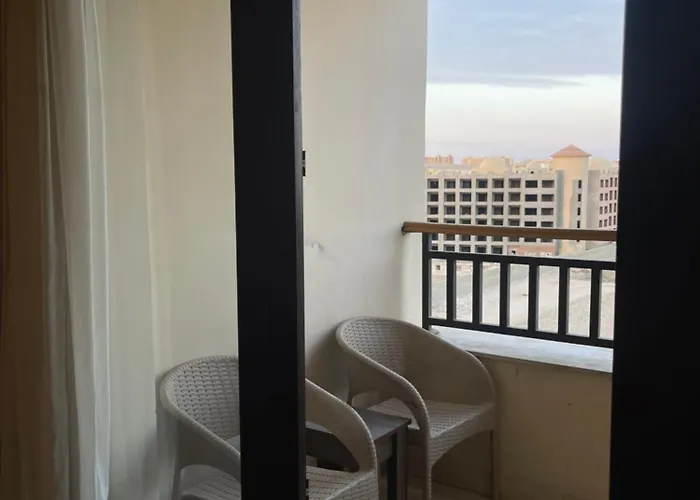 Aldau Heights Luxe One Bedroom Apartment *